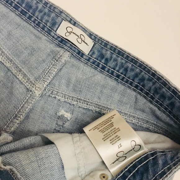 ✅ Jessica Simpson Bleached Distressed Denim Shorts - Picture 7 of 8